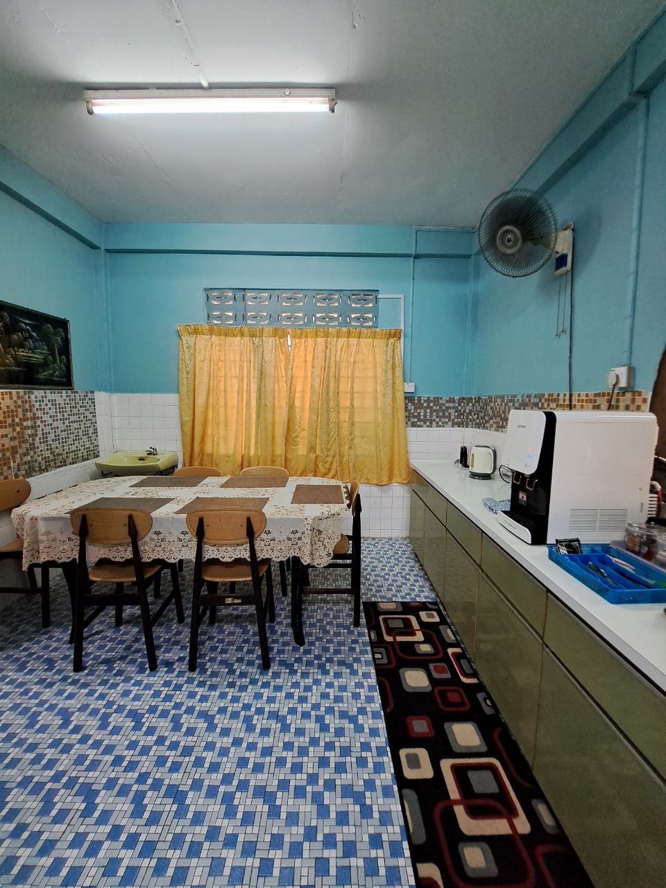 Equipped kitchen